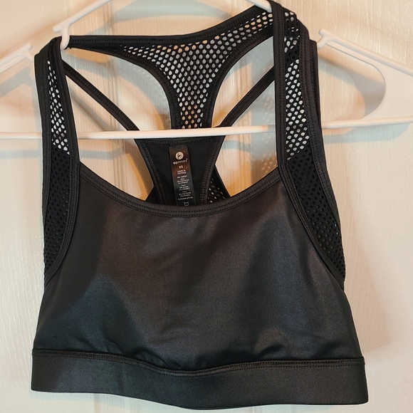 90 Degrees Woman's Seamless Sports Bra with strappy backed details, Size: XS - Picture 4 of 13